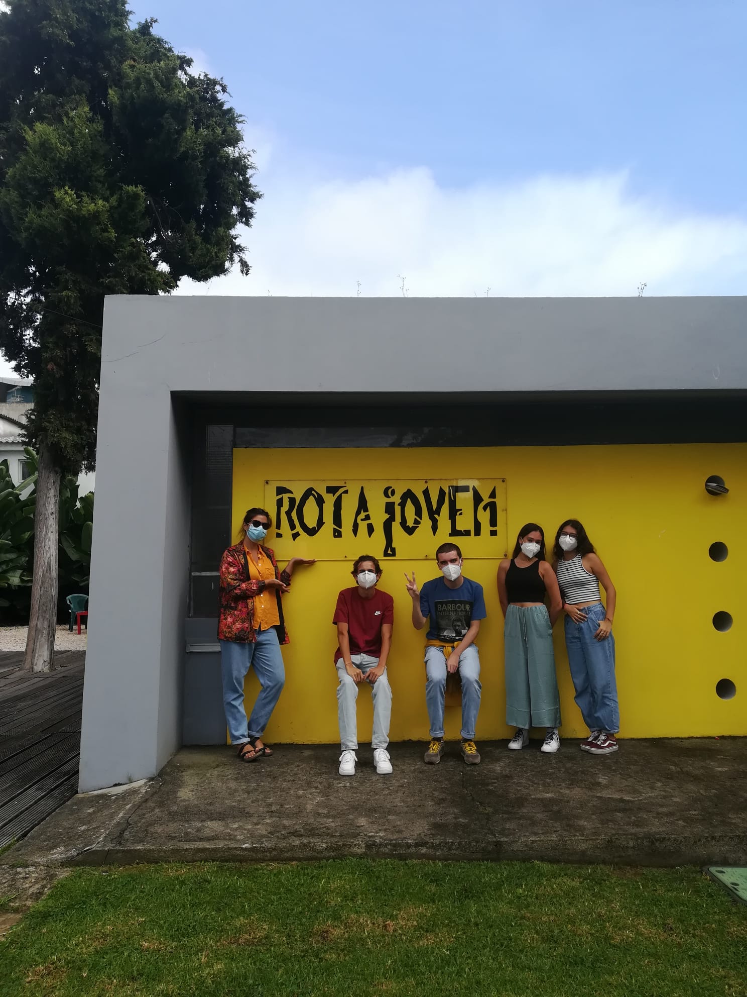 Associação Juvenil Rota Jovem